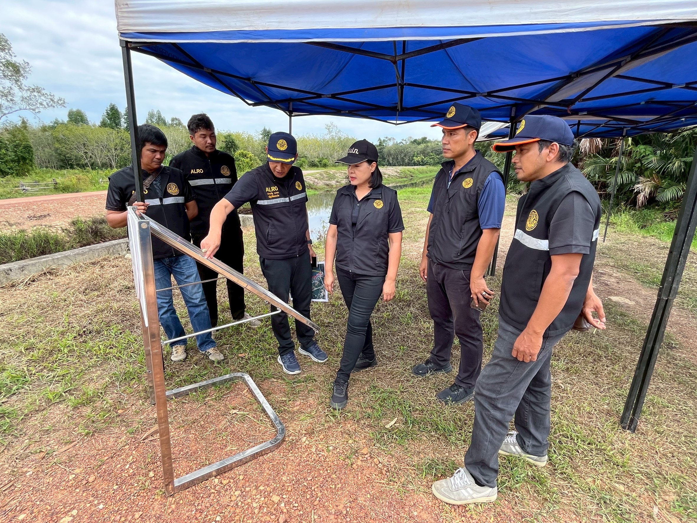 title - ผู้ตรวจราชการ ส.ป.ก. ร่วมคณะ รมช.กษ. ลงพื้นที่เร่งรัดการดำเนินงาน ยกระดับ คุณภาพชีวิตเกษตรกร จังหวัดนราธิวาส